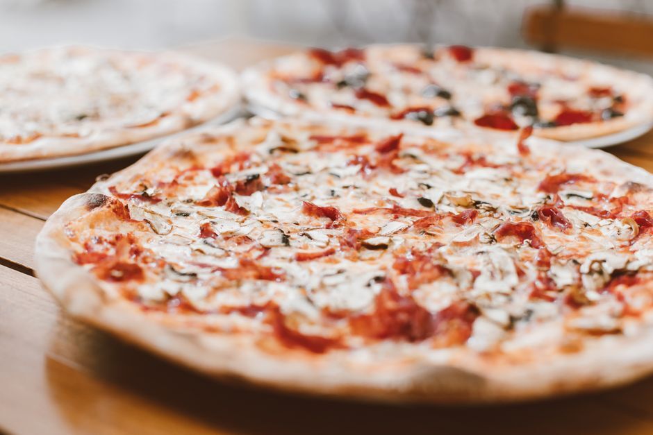 Pizza bestellen in Bad Aibling: Lieferung vs. Abholung
